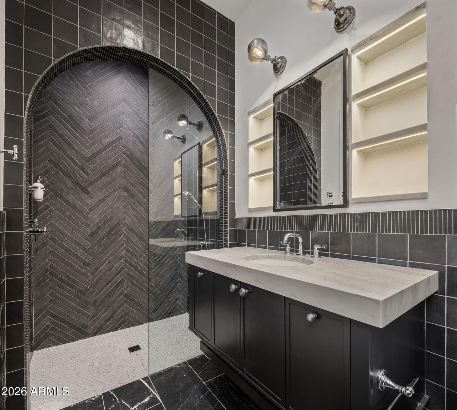 5935 E Calle Tuberia, Phoenix, AZ 85018 — photo 41 of 50