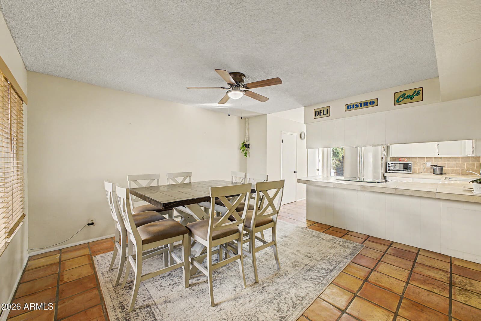 2321 W VINEYARD Road, Tempe, AZ 85282 — photo 10 of 30