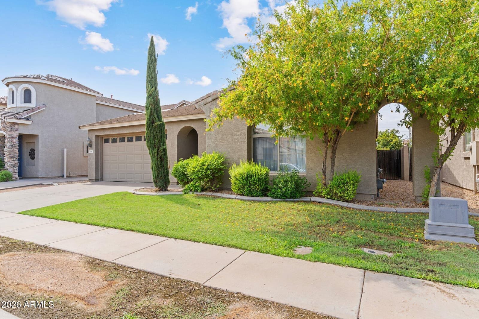 5341 E HILTON Avenue, Mesa, AZ 85206 — photo 10 of 33