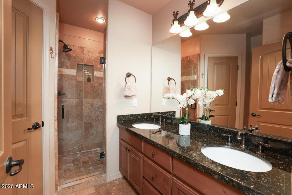 3385 Calle Del Sol 13, Sedona, AZ 86336 — photo 18 of 44