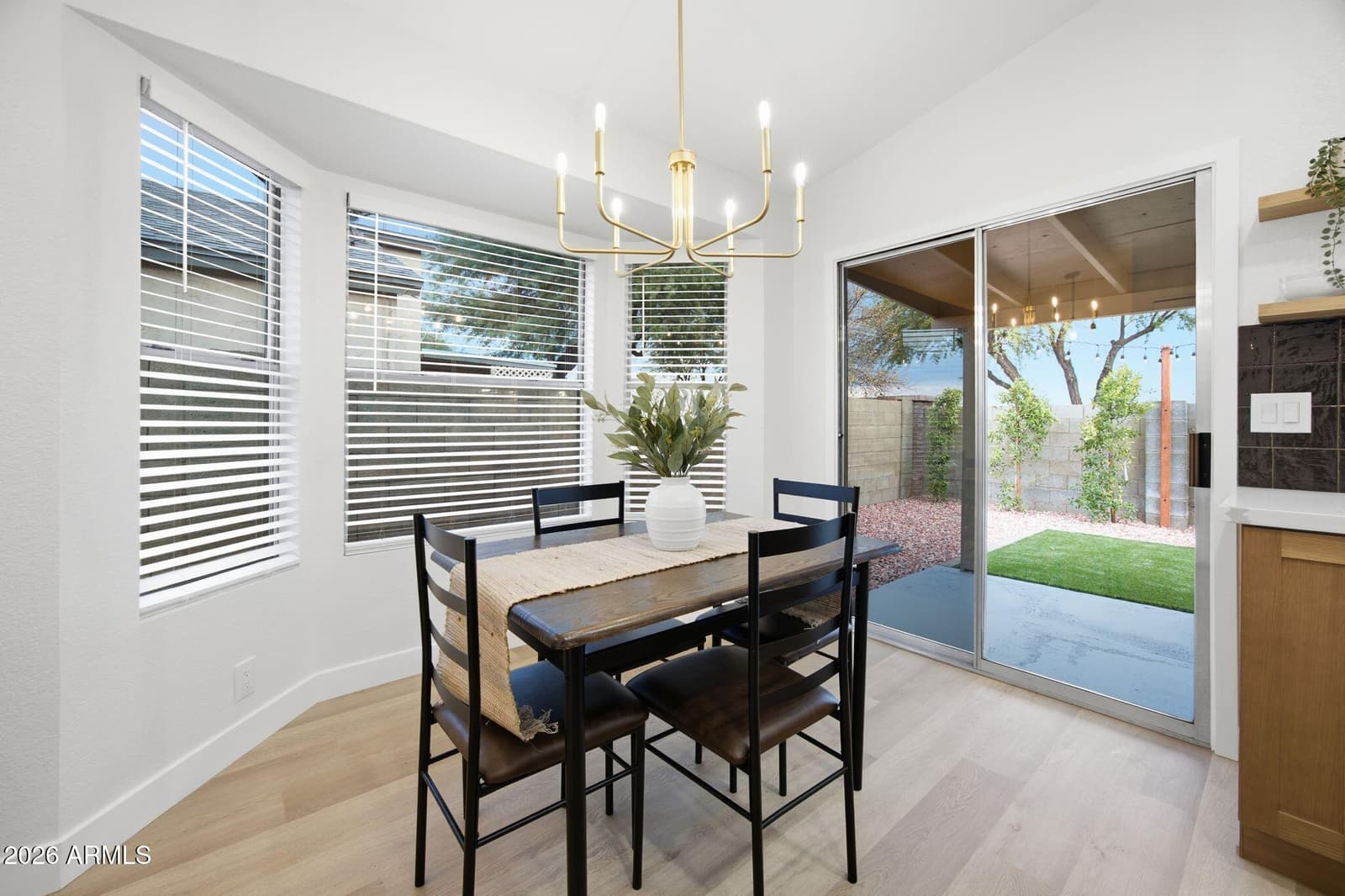 4035 W ELECTRA Lane, Glendale, AZ 85310 — photo 12 of 25