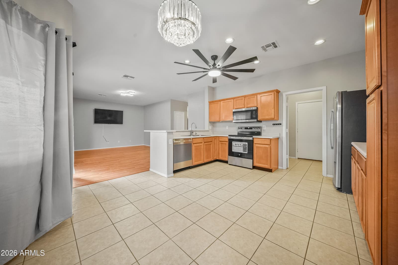 3643 W MEDINAH Court, Anthem, AZ 85086 — photo 10 of 49
