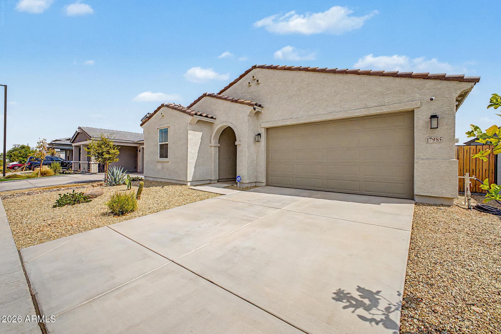 17985 W AVENIDA DEL SOL, Surprise, AZ 85387 — photo 3 of 36