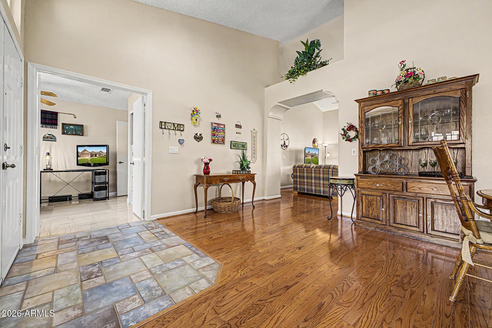 4050 W CHARLOTTE Drive, Glendale, AZ 85310 — photo 5 of 32