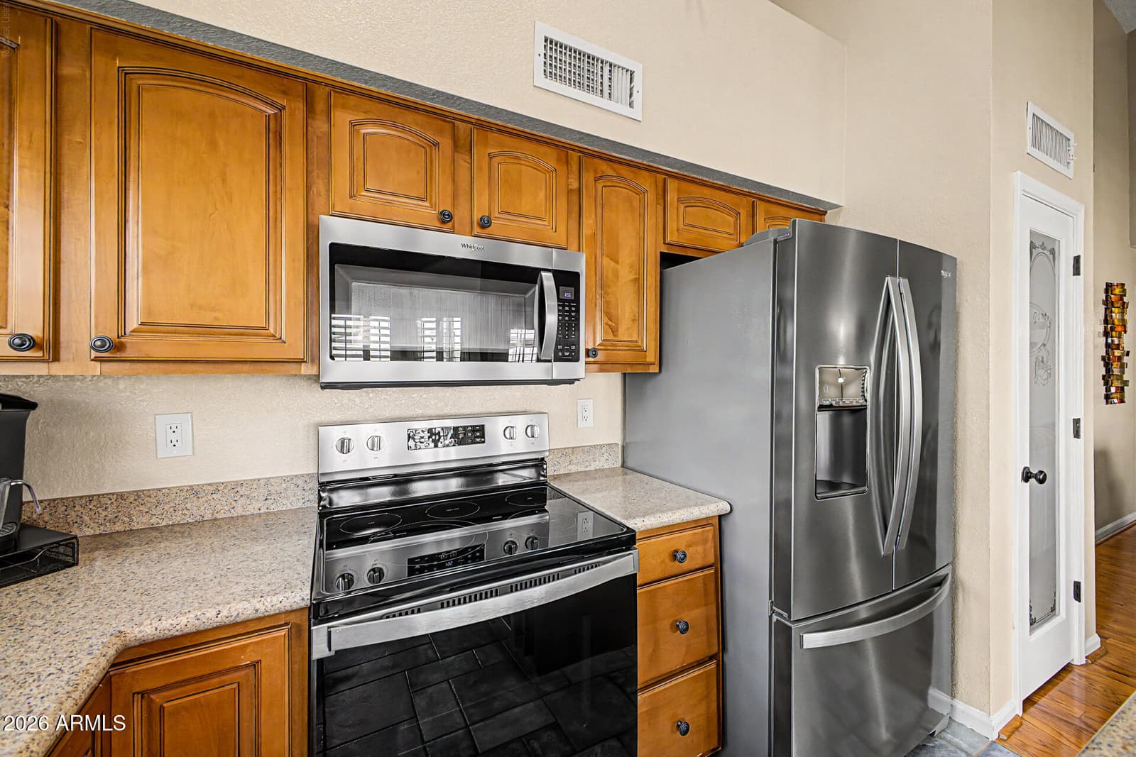 4050 W CHARLOTTE Drive, Glendale, AZ 85310 — photo 12 of 32