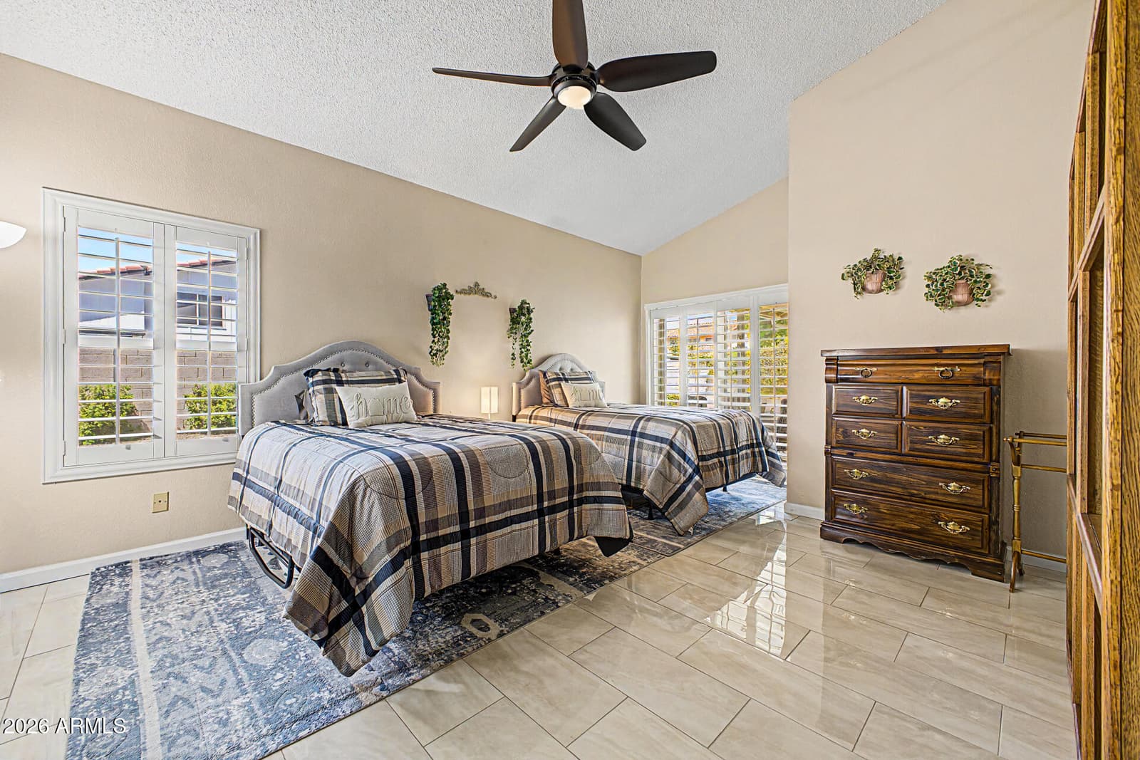 4050 W CHARLOTTE Drive, Glendale, AZ 85310 — photo 13 of 32