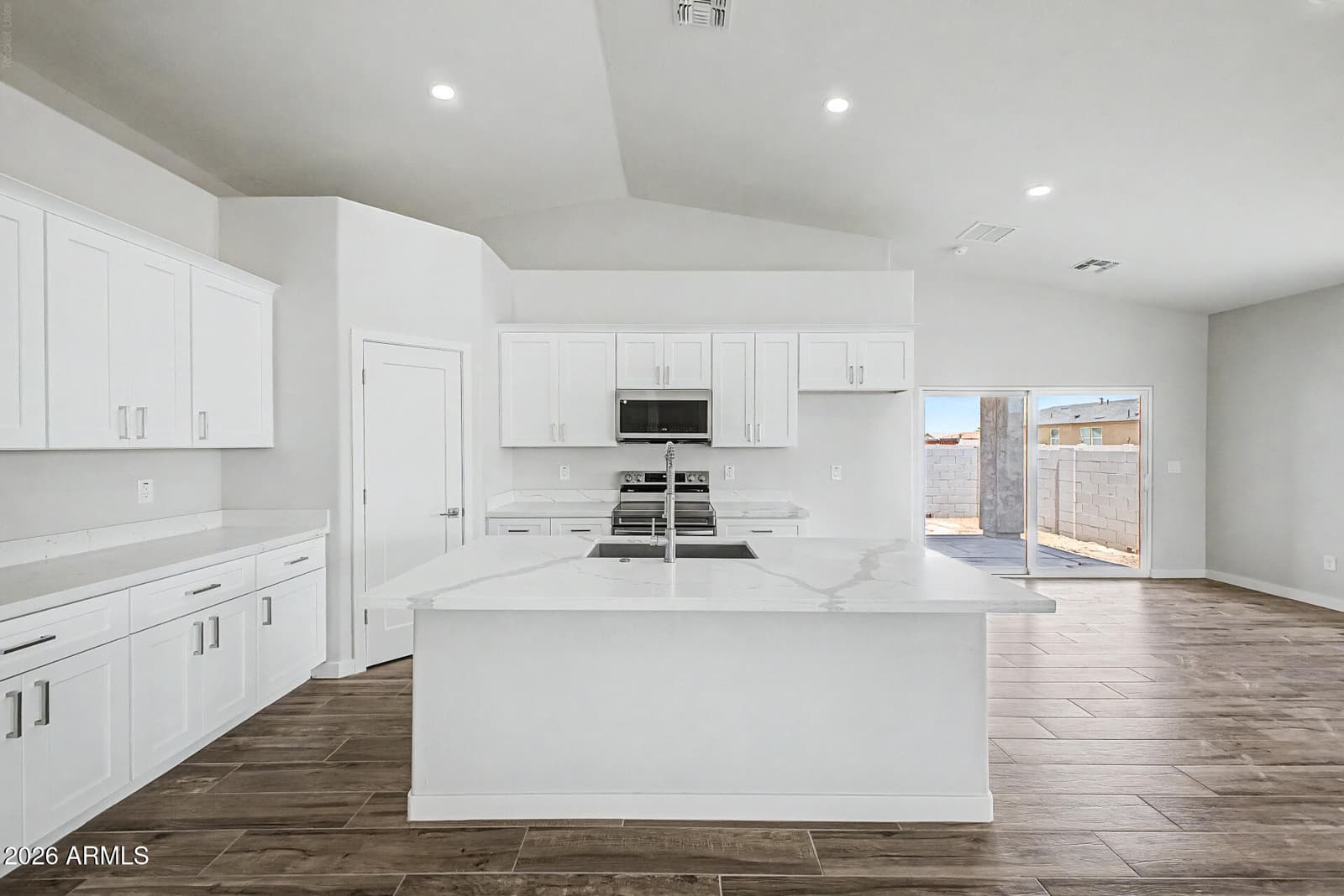 11064 W TORREN Drive, Arizona City, AZ 85123 — photo 12 of 35