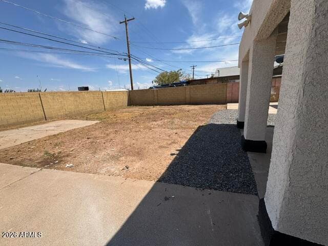 8805 N 28TH Avenue, Phoenix, AZ 85051 — photo 7 of 42