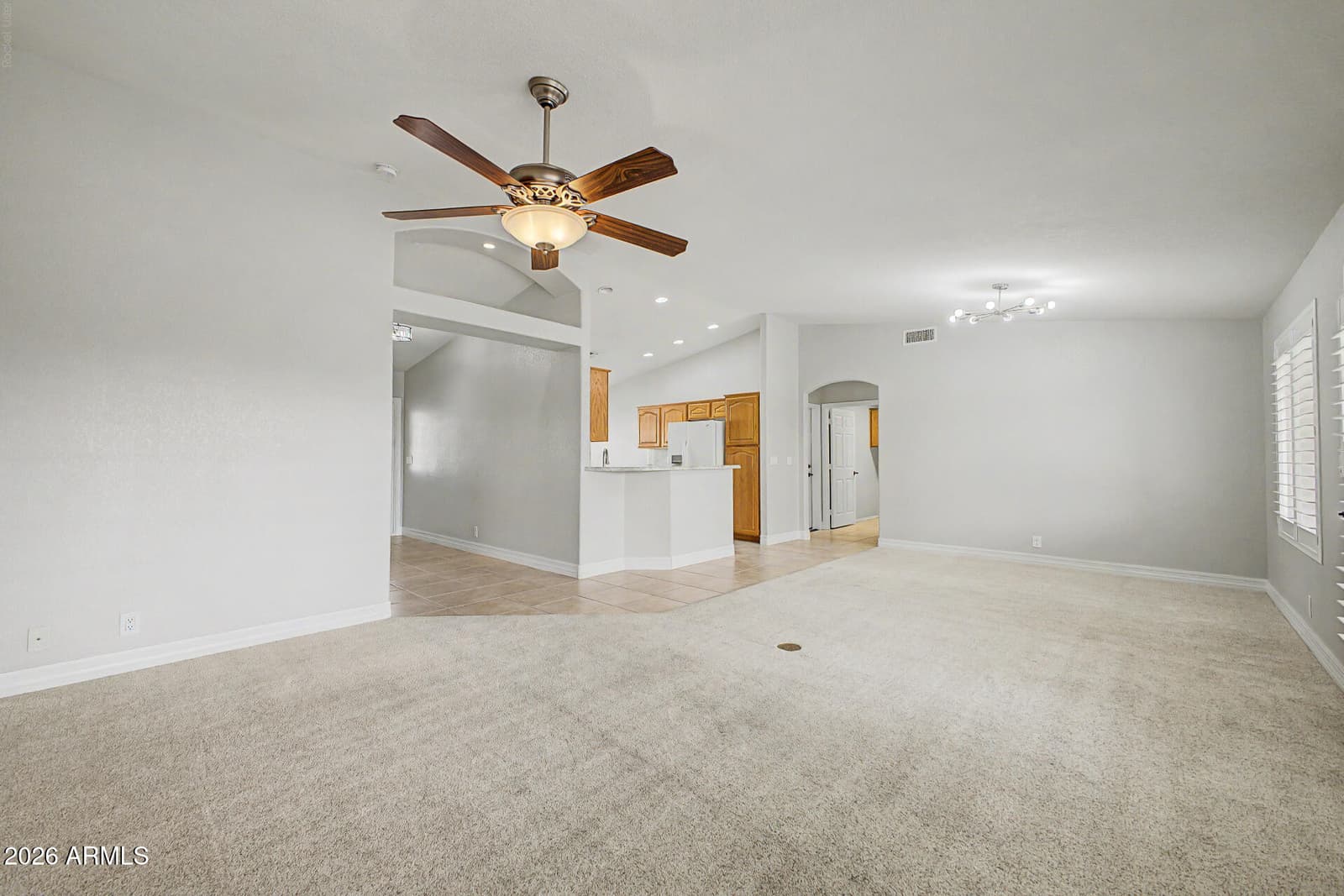2562 S ACANTHUS, Mesa, AZ 85209 — photo 10 of 33