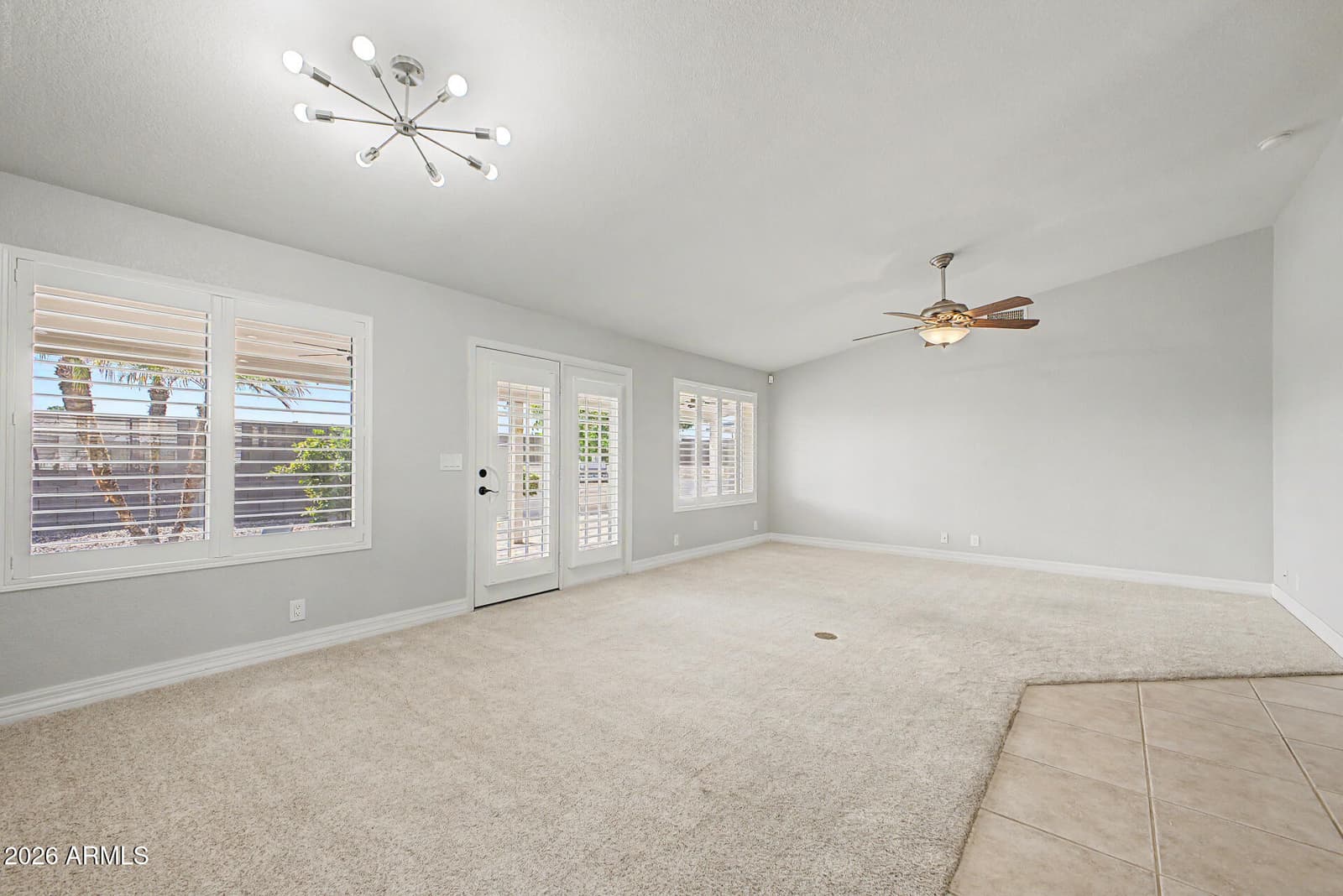 2562 S ACANTHUS, Mesa, AZ 85209 — photo 3 of 33