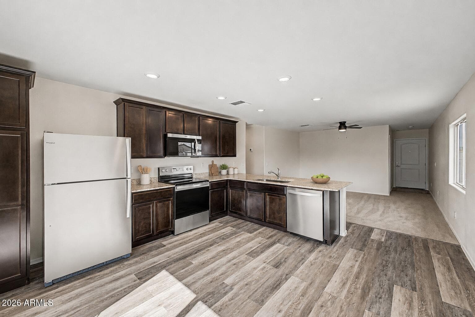 360 S OAK Street, Florence, AZ 85132 — photo 7 of 20