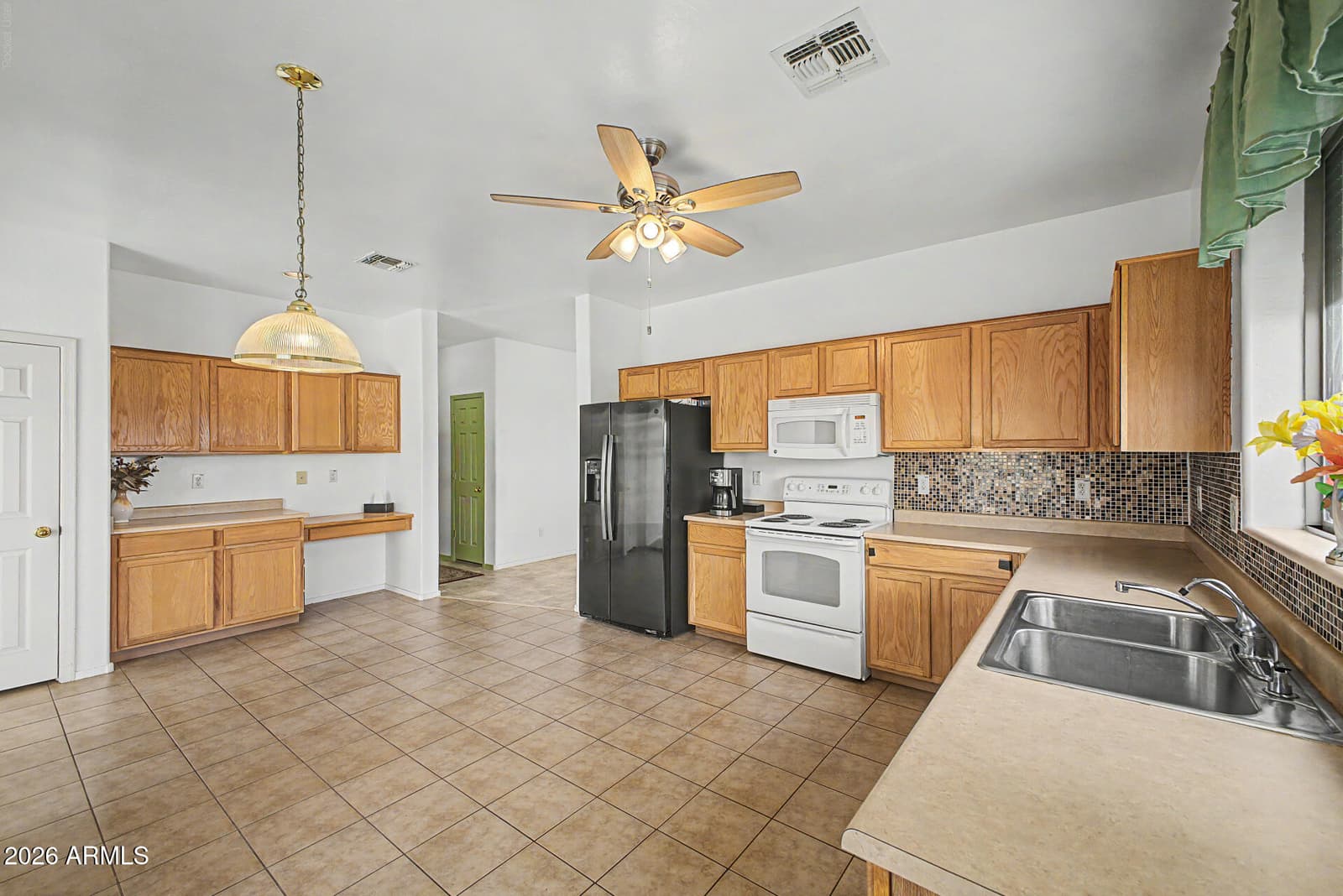 3922 S 100th Glen, Tolleson, AZ 85353 — photo 10 of 25