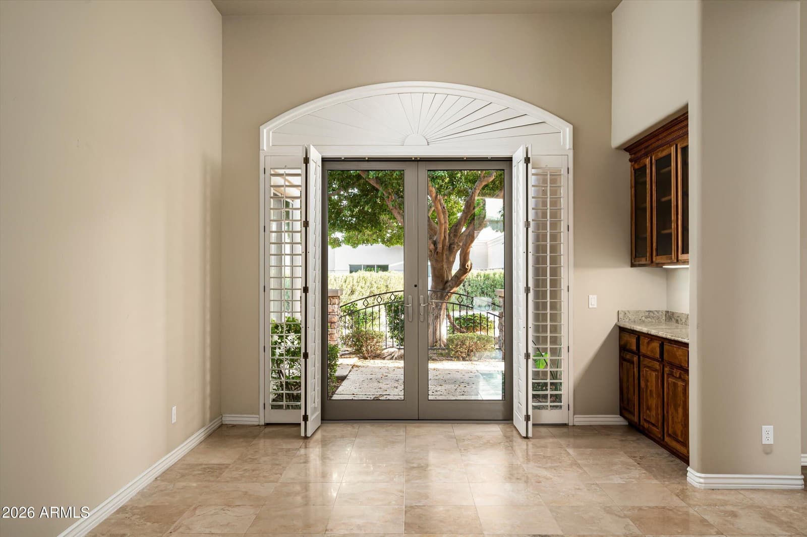6243 E CAMELBACK Road, Scottsdale, AZ 85251 — photo 7 of 44