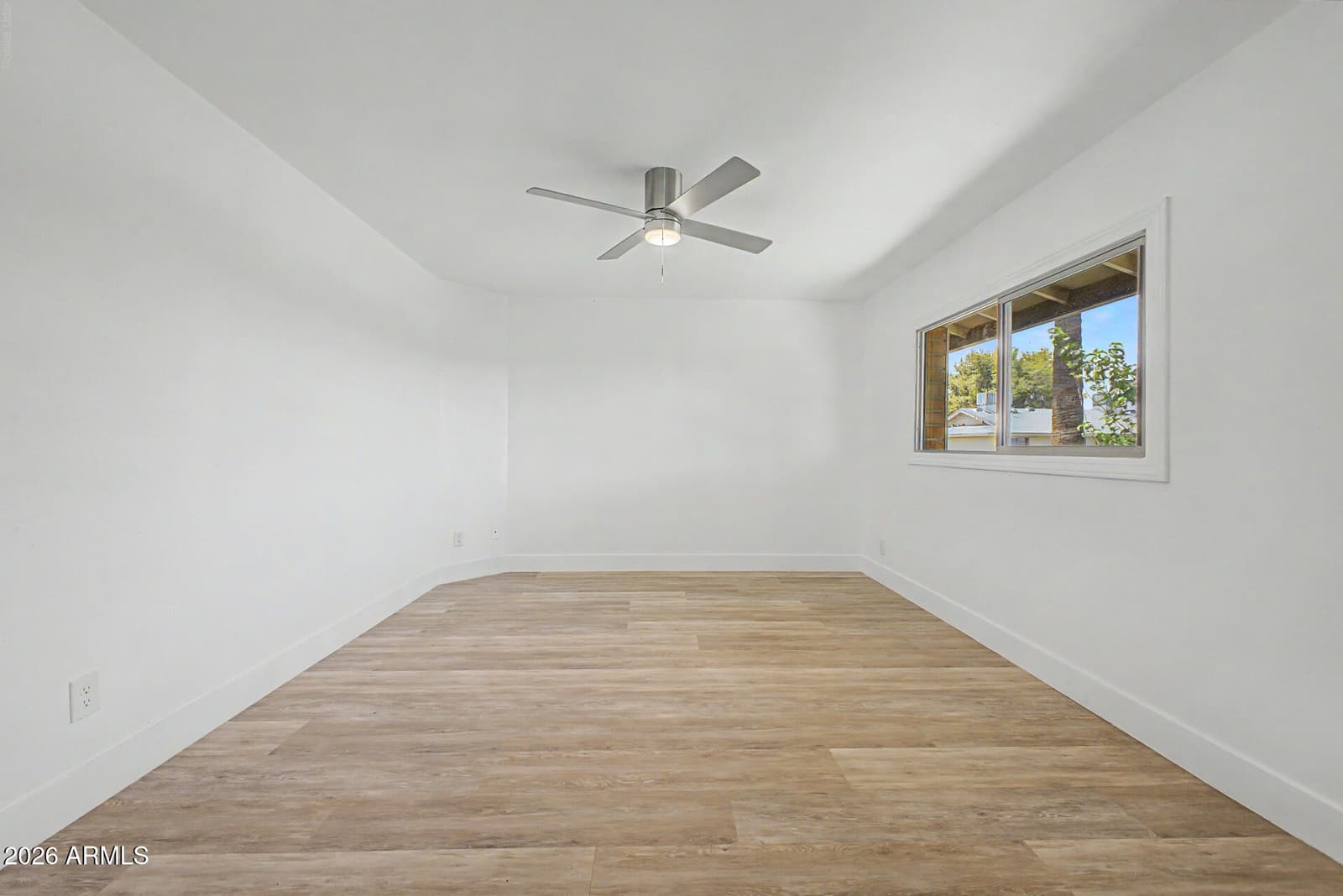 6552 N 43rd Avenue, Glendale, AZ 85301 — photo 15 of 34