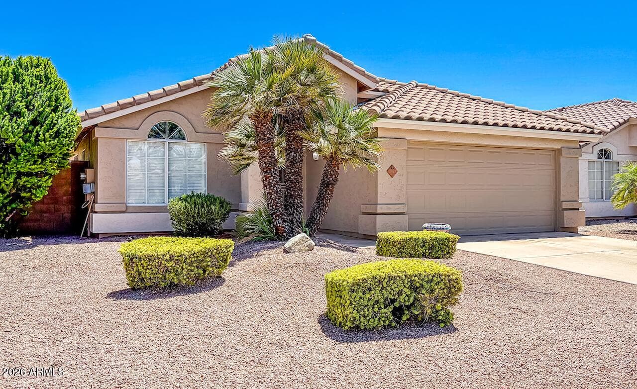 739 W Douglas Avenue, Gilbert, AZ 85233 — photo 1 of 43