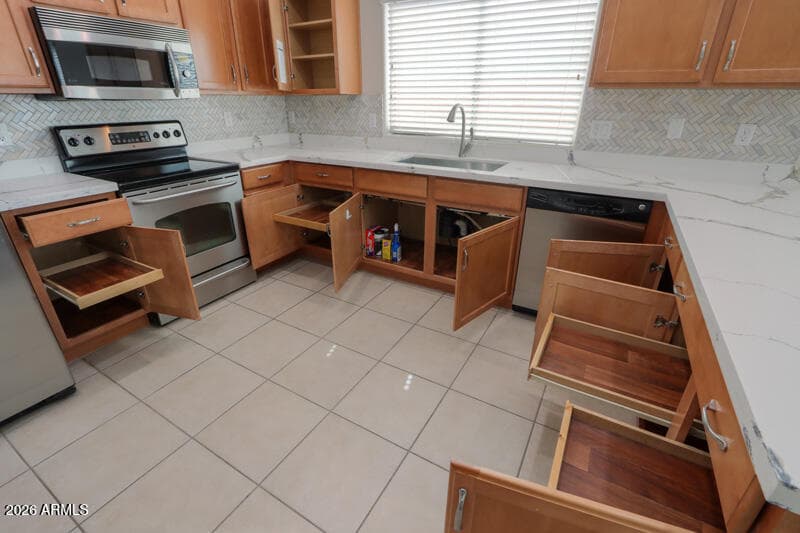 45070 W DESERT CEDARS Lane, Maricopa, AZ 85139 — photo 15 of 38