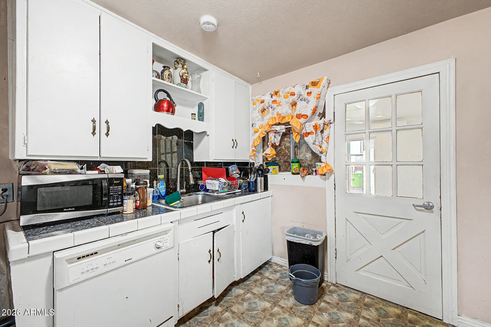 2922 W FILLMORE Street, Phoenix, AZ 85009 — photo 11 of 36