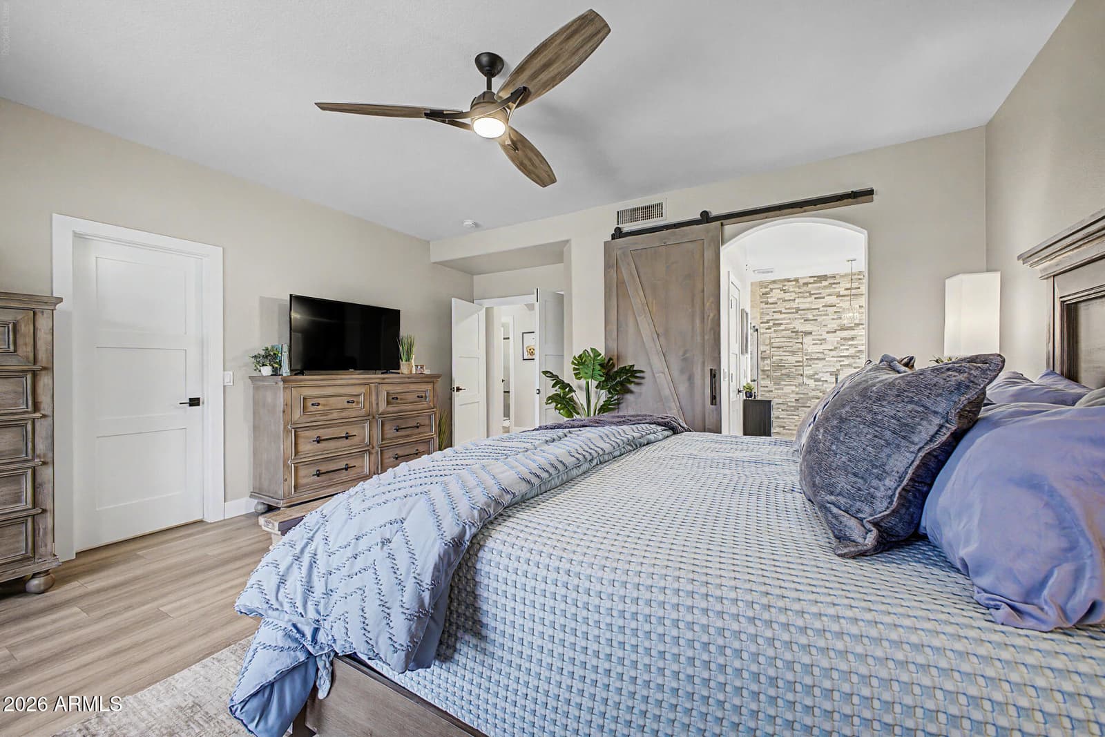 5483 W MELINDA Lane, Glendale, AZ 85308 — photo 19 of 65