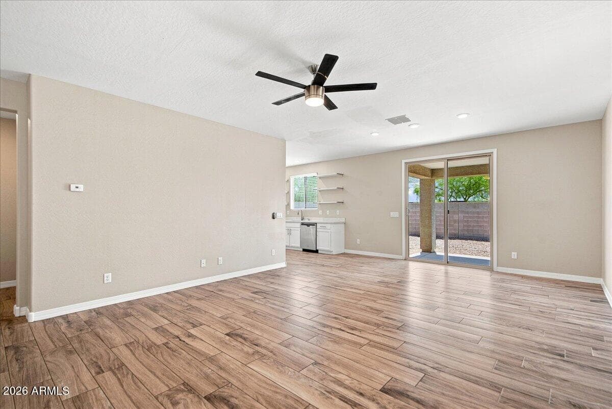 40537 W HELEN Court, Maricopa, AZ 85138 — photo 5 of 46