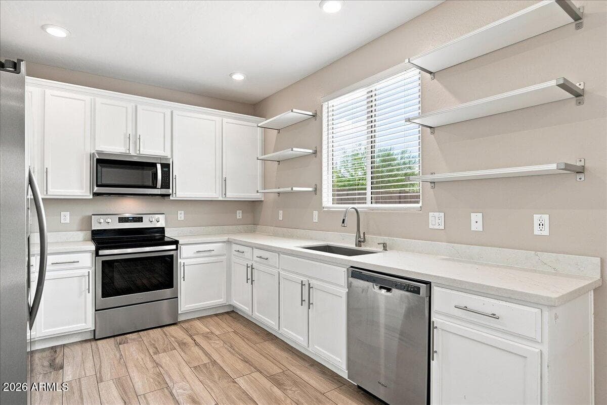 40537 W HELEN Court, Maricopa, AZ 85138 — photo 10 of 46
