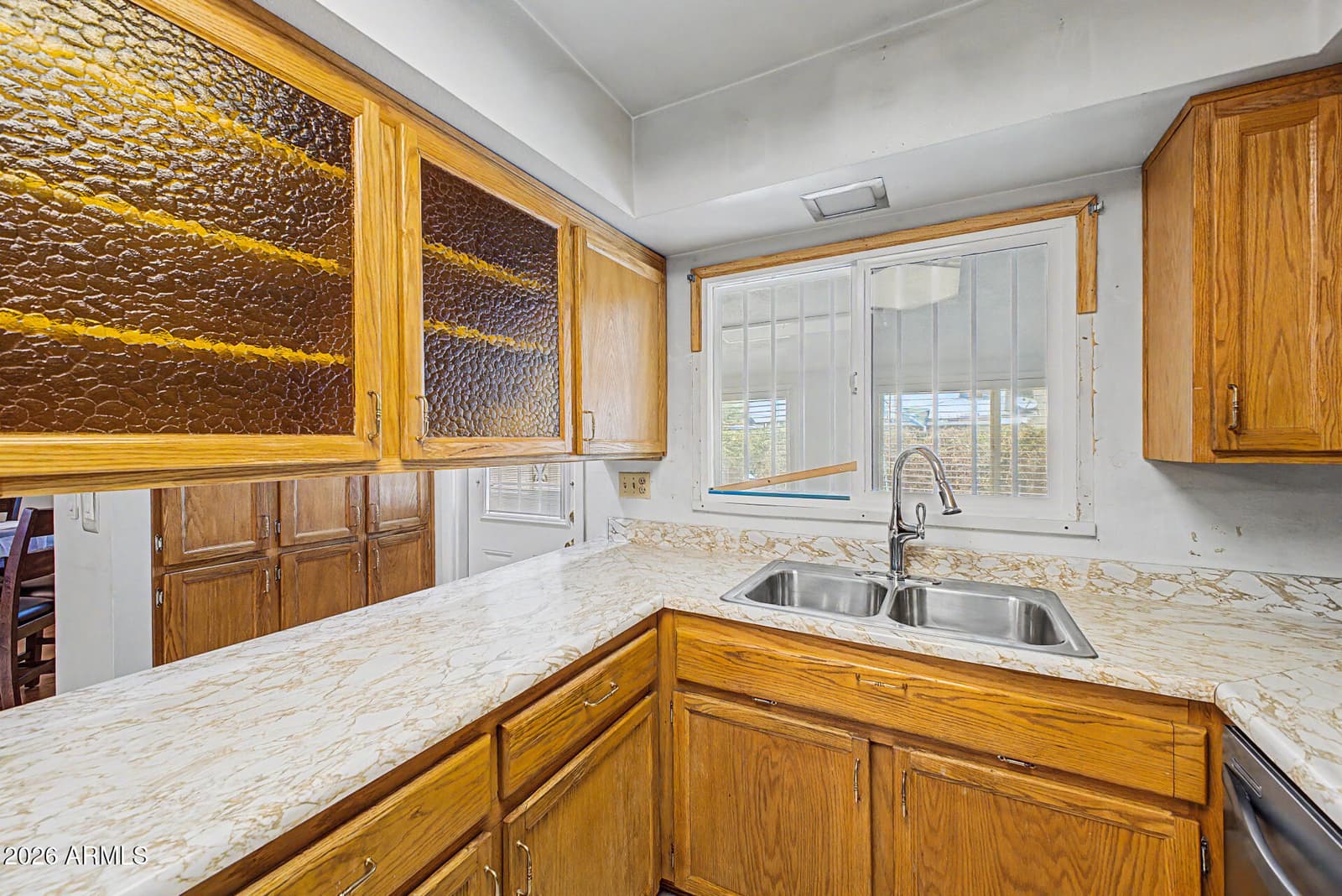 3944 W Montebello Avenue, Phoenix, AZ 85019 — photo 11 of 33