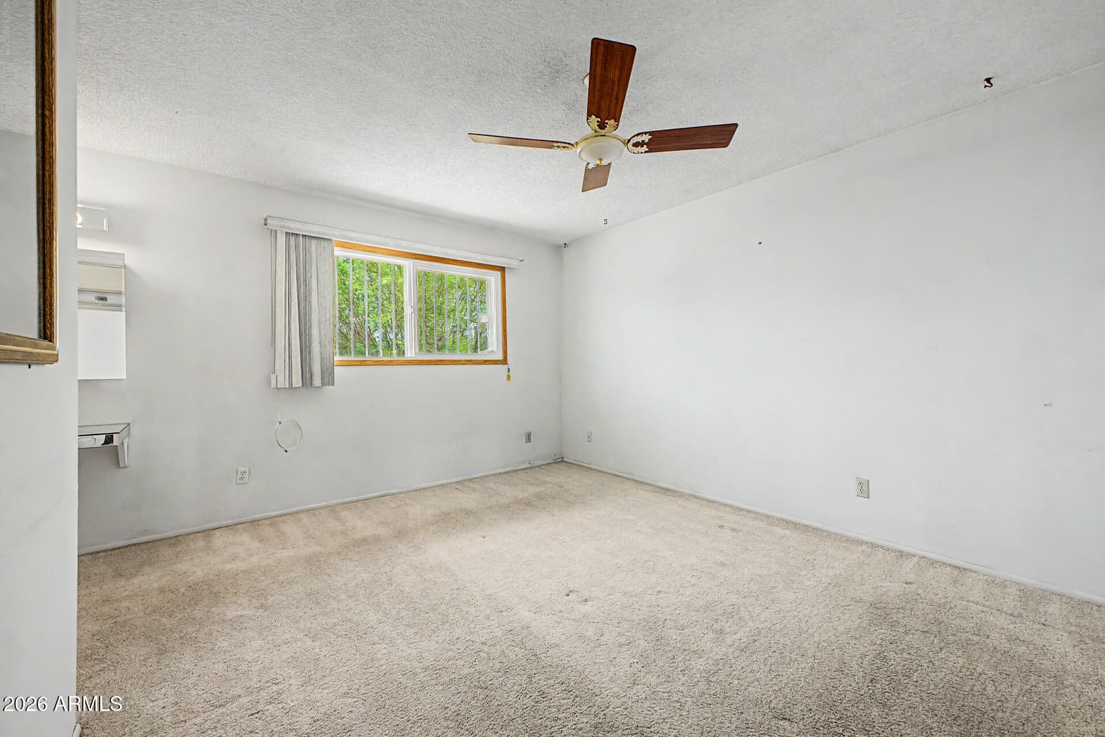 3944 W Montebello Avenue, Phoenix, AZ 85019 — photo 13 of 33