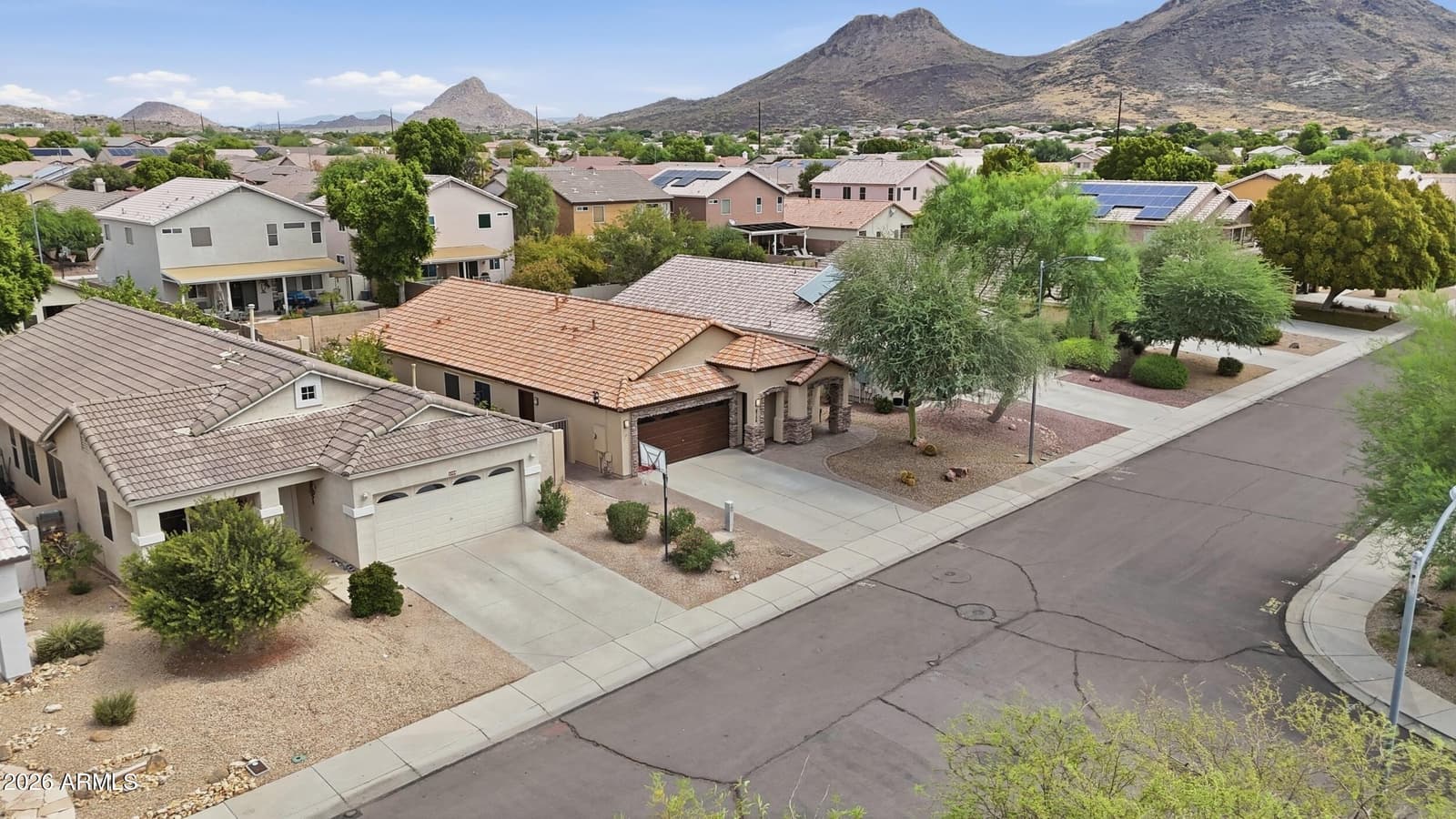 6780 W BUCKSKIN Trail, Peoria, AZ 85383 — photo 28 of 34
