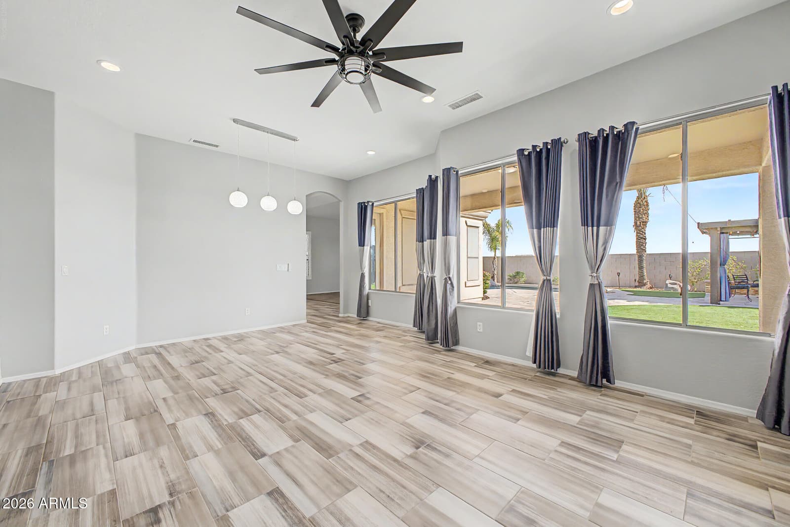 10455 E MEDINA Avenue, Mesa, AZ 85209 — photo 7 of 90
