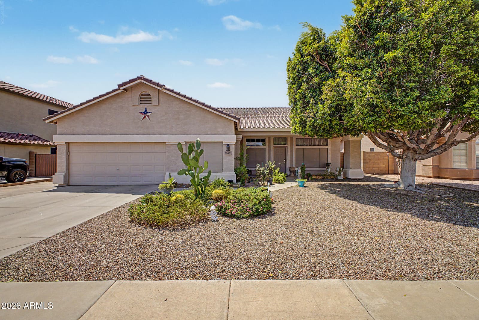 13401 W FARGO Drive, Surprise, AZ 85374 — photo 2 of 37