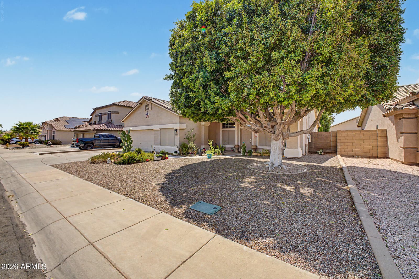 13401 W FARGO Drive, Surprise, AZ 85374 — photo 5 of 37