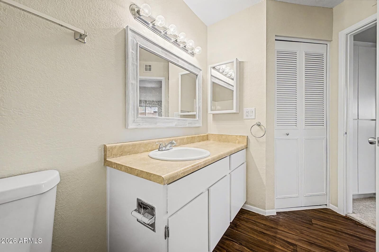 13833 N 41ST Lane, Phoenix, AZ 85053 — photo 23 of 31
