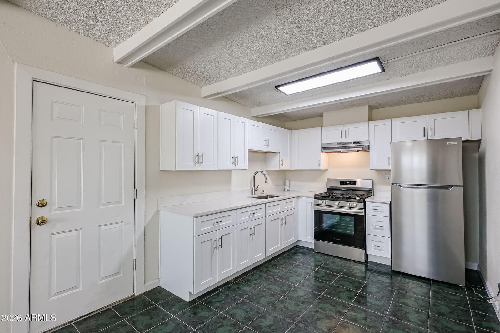 3951 W Monte Vista Road, Phoenix, AZ 85009 — photo 9 of 28