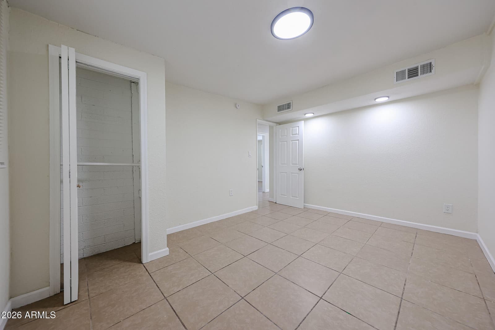3951 W Monte Vista Road, Phoenix, AZ 85009 — photo 20 of 28