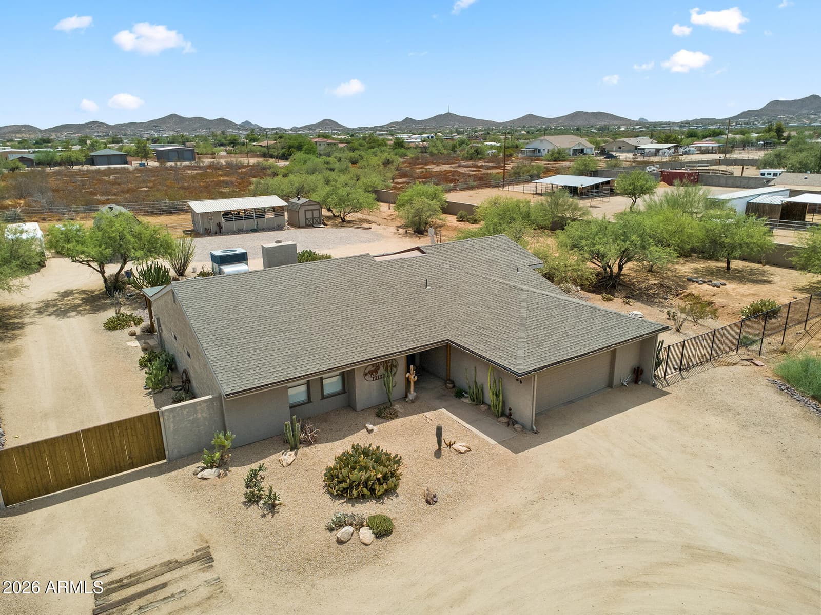 1011 E MADDOCK Road, Phoenix, AZ 85086 — photo 4 of 53
