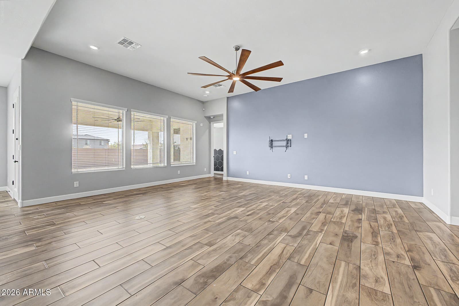 4504 S 118TH Drive, Avondale, AZ 85323 — photo 10 of 45