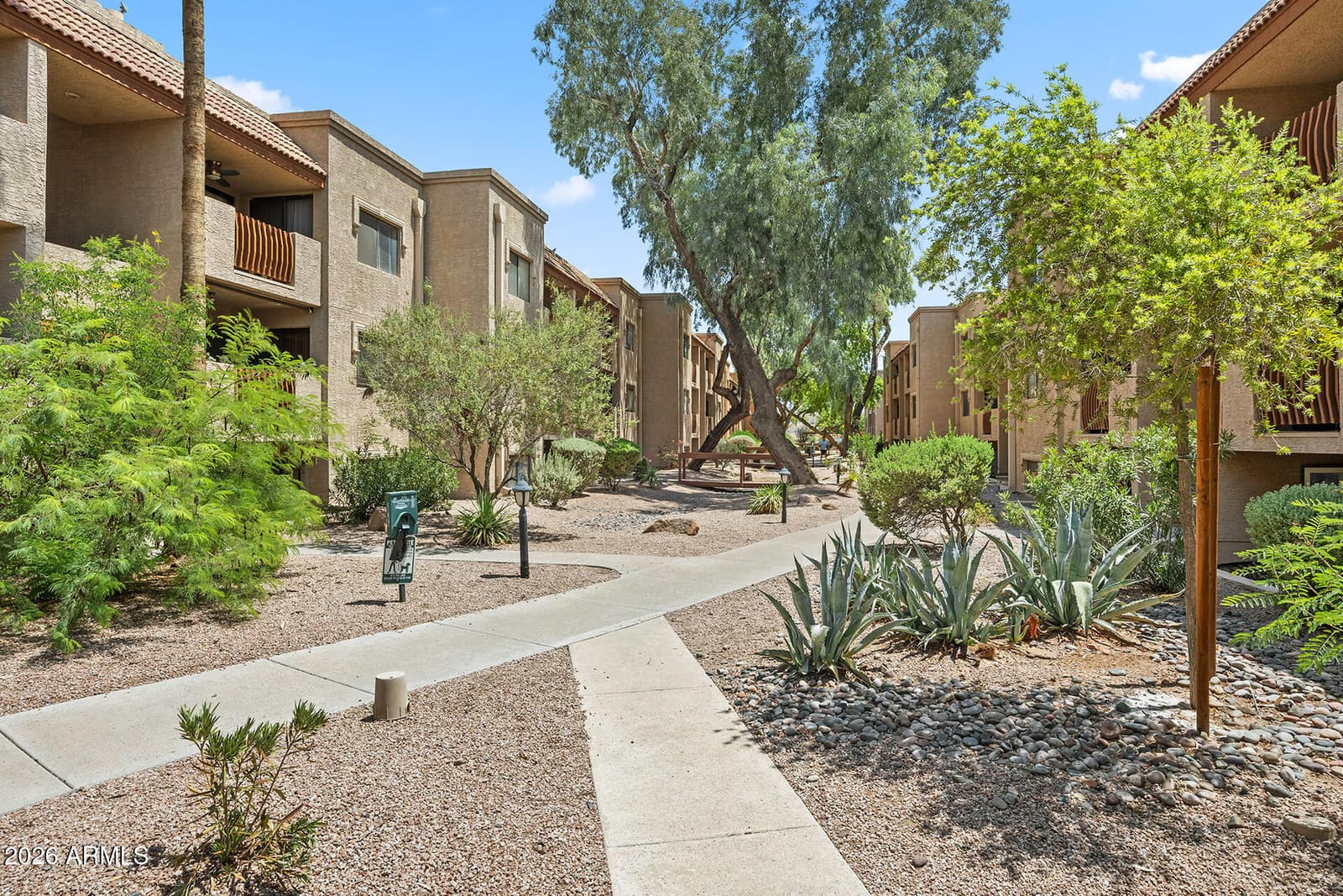 3031 N Civic Center Plaza 215, Scottsdale, AZ 85251 — photo 11 of 54