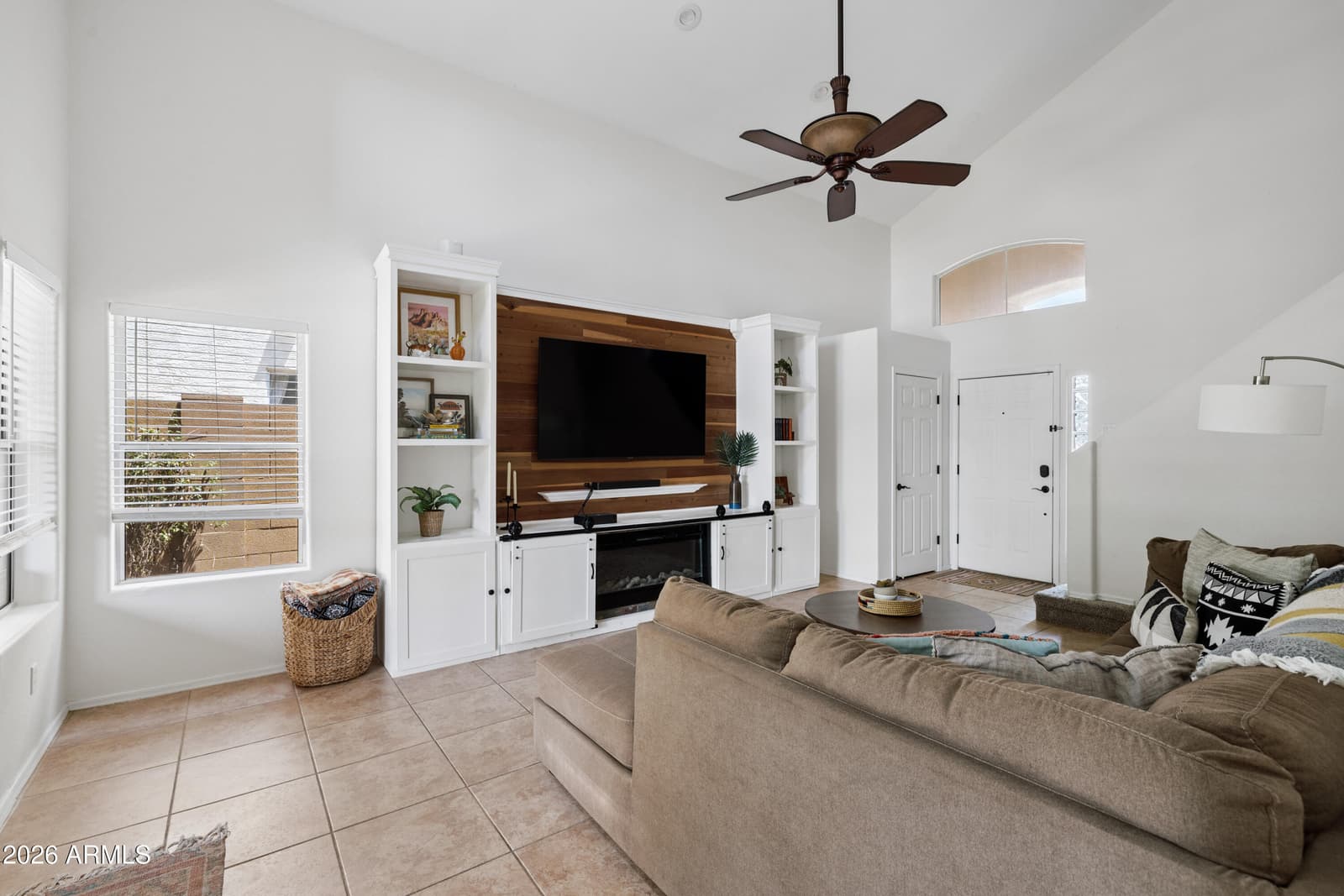 1306 E HELENA Drive, Phoenix, AZ 85022 — photo 7 of 30