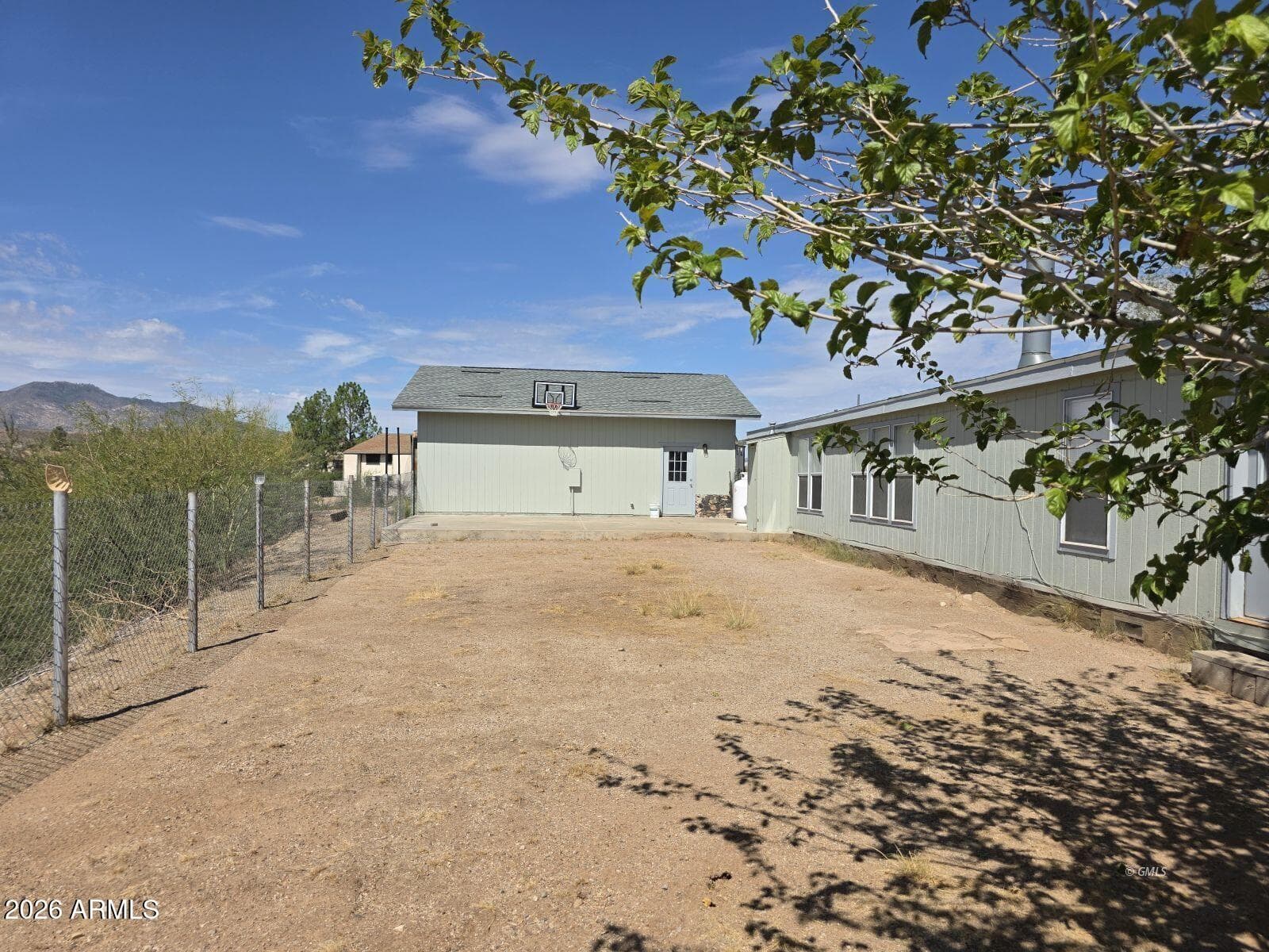 982 E SAGUARO Drive, Globe, AZ 85501 — photo 4 of 22