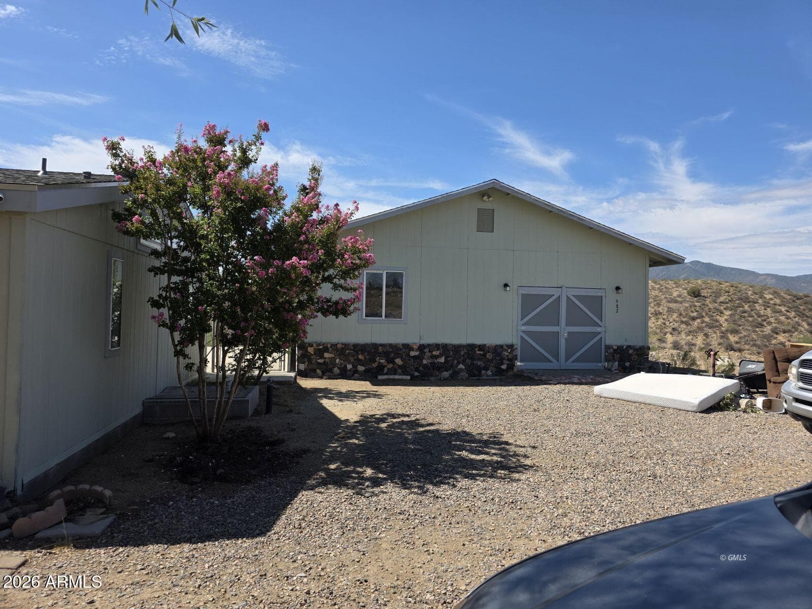 982 E SAGUARO Drive, Globe, AZ 85501 — photo 6 of 22