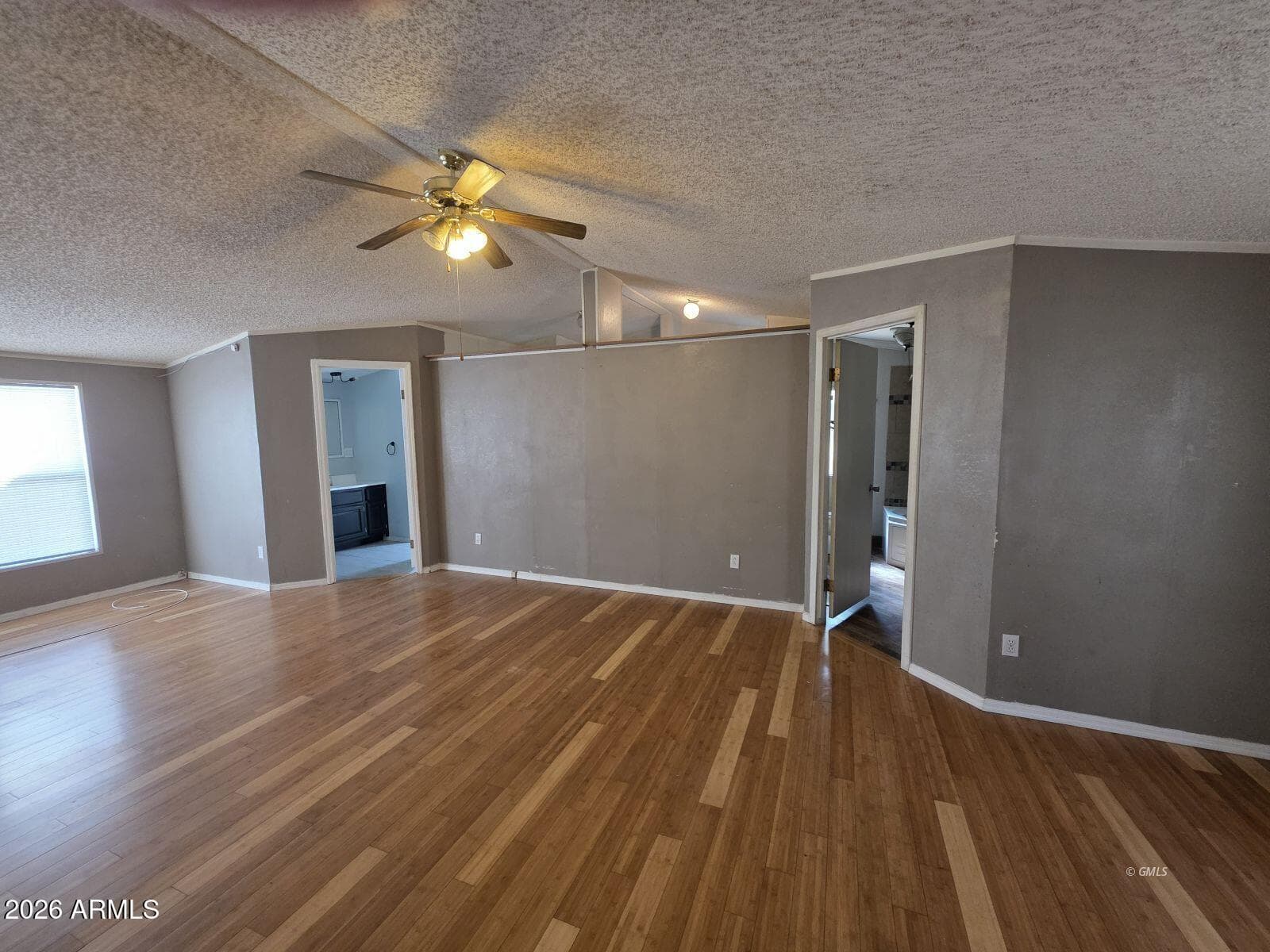 982 E SAGUARO Drive, Globe, AZ 85501 — photo 13 of 22