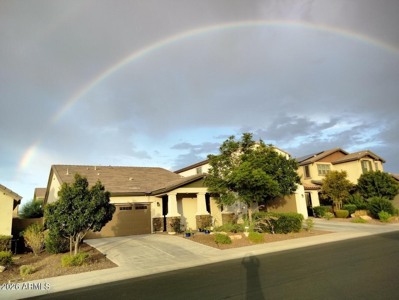10113 W ANGELS Lane, Peoria, AZ 85383 — photo 2 of 27