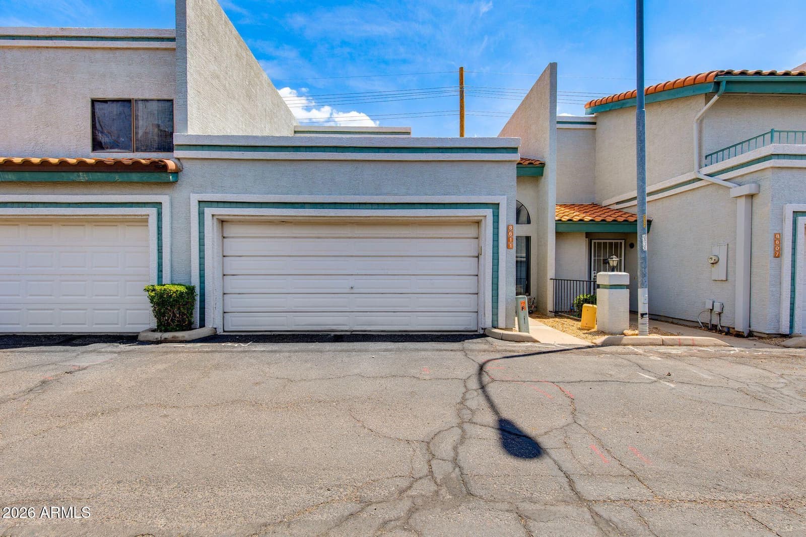 8611 N 67TH Drive, Peoria, AZ 85345 — photo 1 of 37