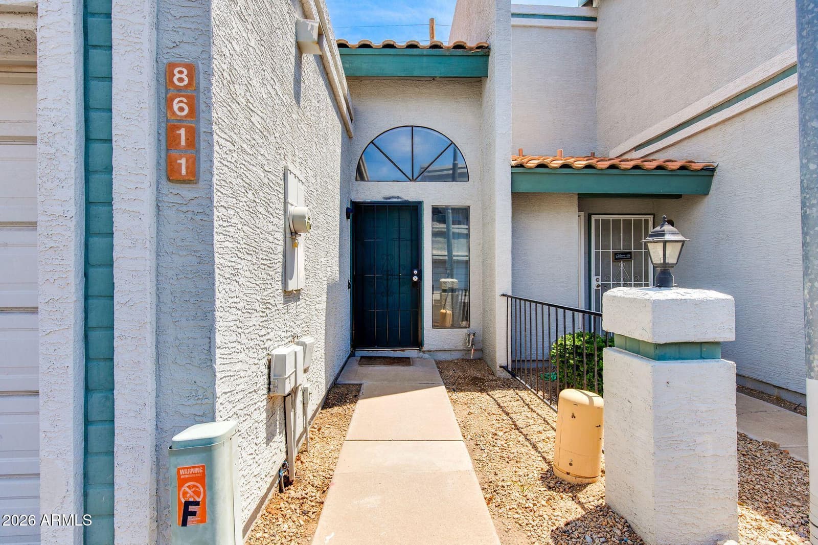 8611 N 67TH Drive, Peoria, AZ 85345 — photo 5 of 37