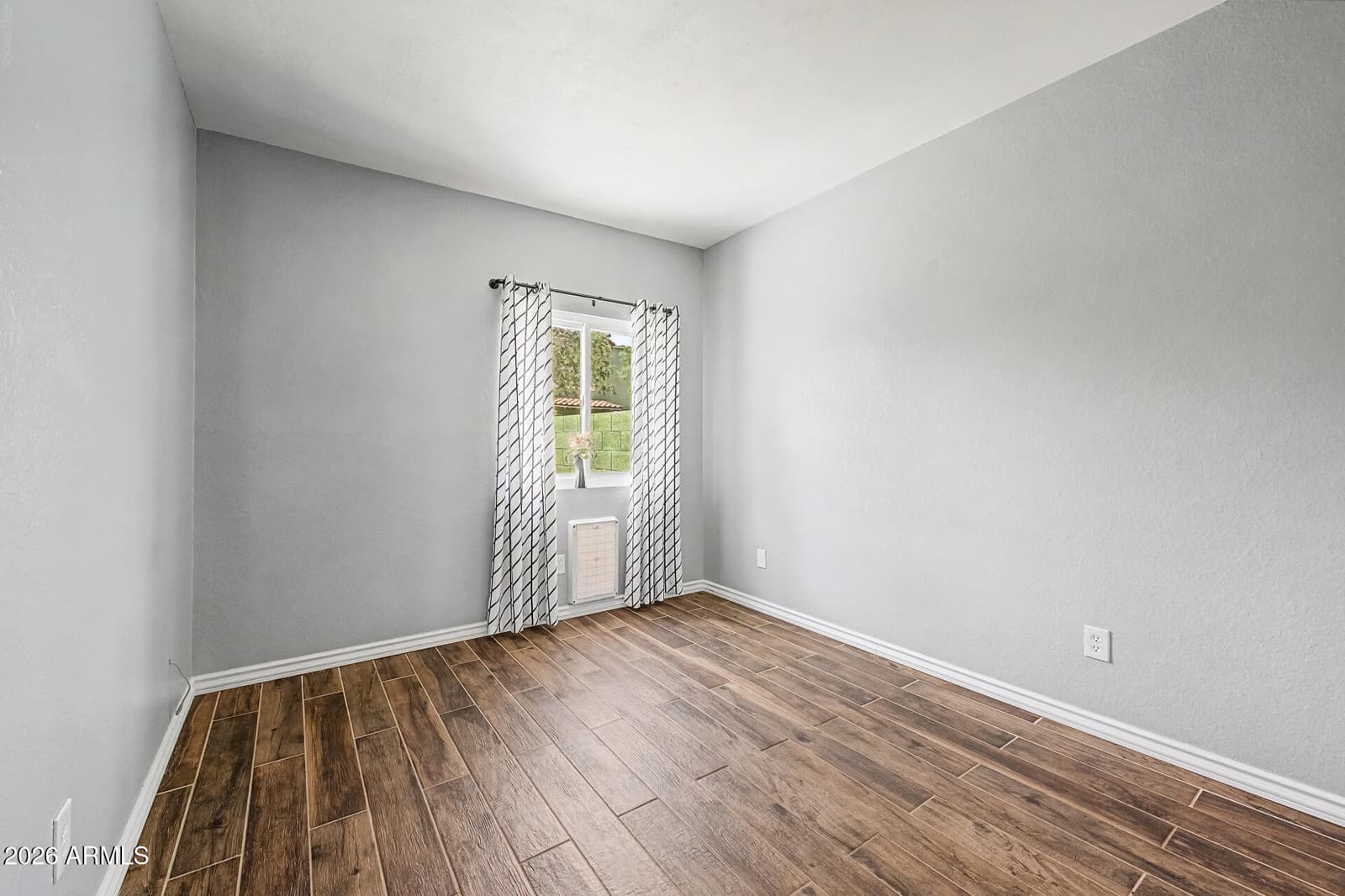 803 E Cochise Drive, Phoenix, AZ 85020 — photo 17 of 34