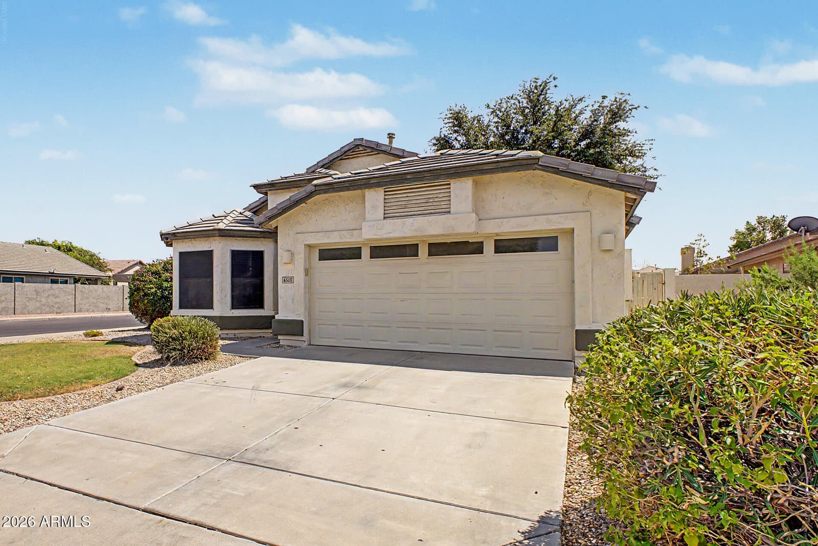6503 W ADOBE Drive, Glendale, AZ 85308 — photo 6 of 37