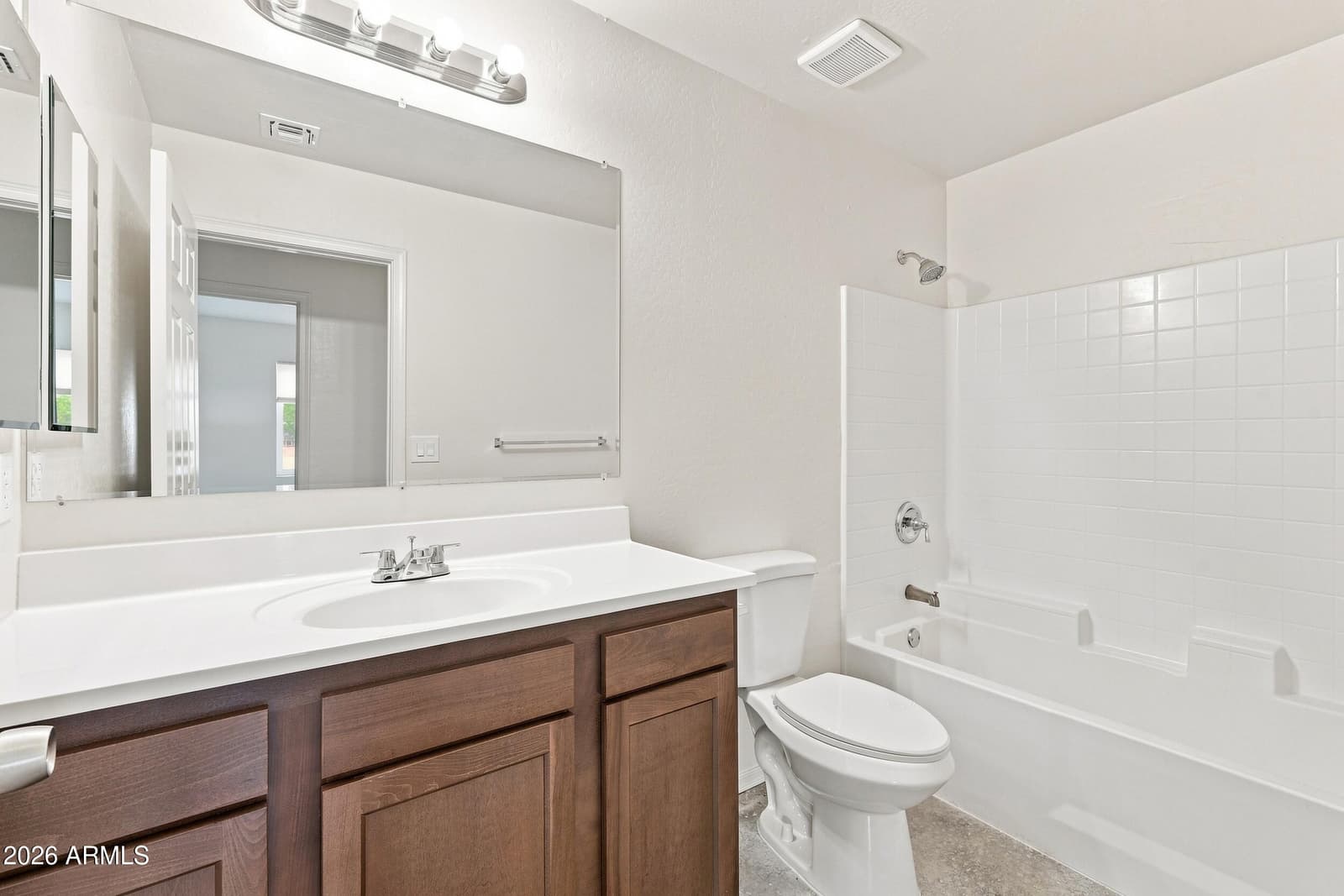 327 Halli Jo Loop, Taylor, AZ 85939 — photo 18 of 35