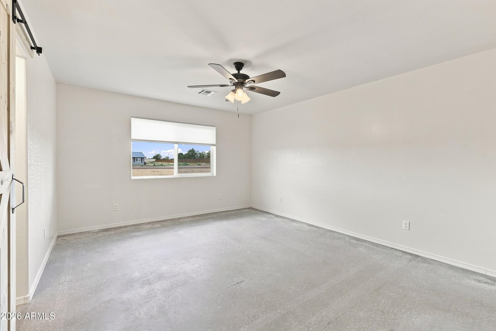 327 Halli Jo Loop, Taylor, AZ 85939 — photo 13 of 35