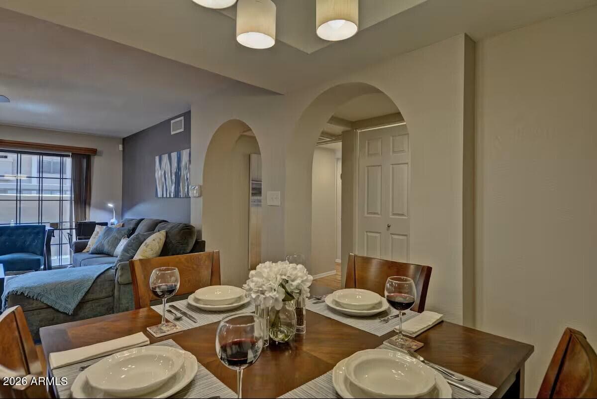 10410 N CAVE CREEK Road 1071, Phoenix, AZ 85020 — photo 13 of 43