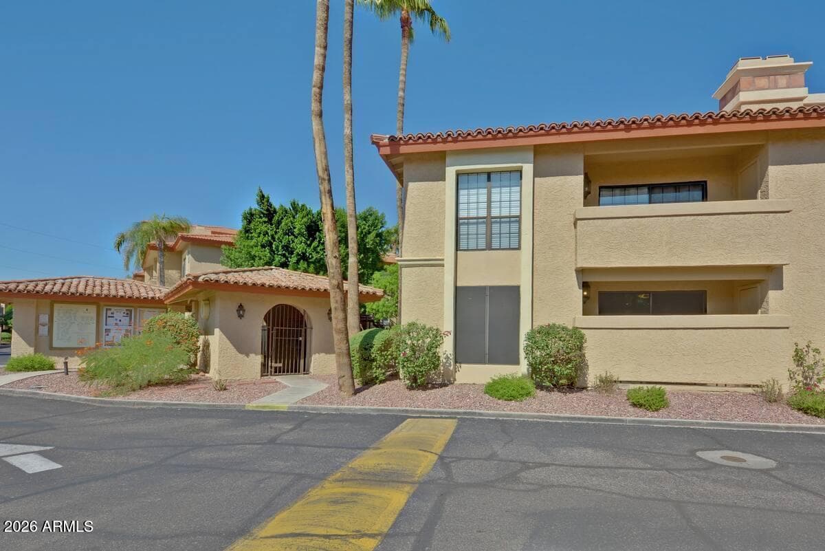 10410 N CAVE CREEK Road 1071, Phoenix, AZ 85020 — photo 29 of 43