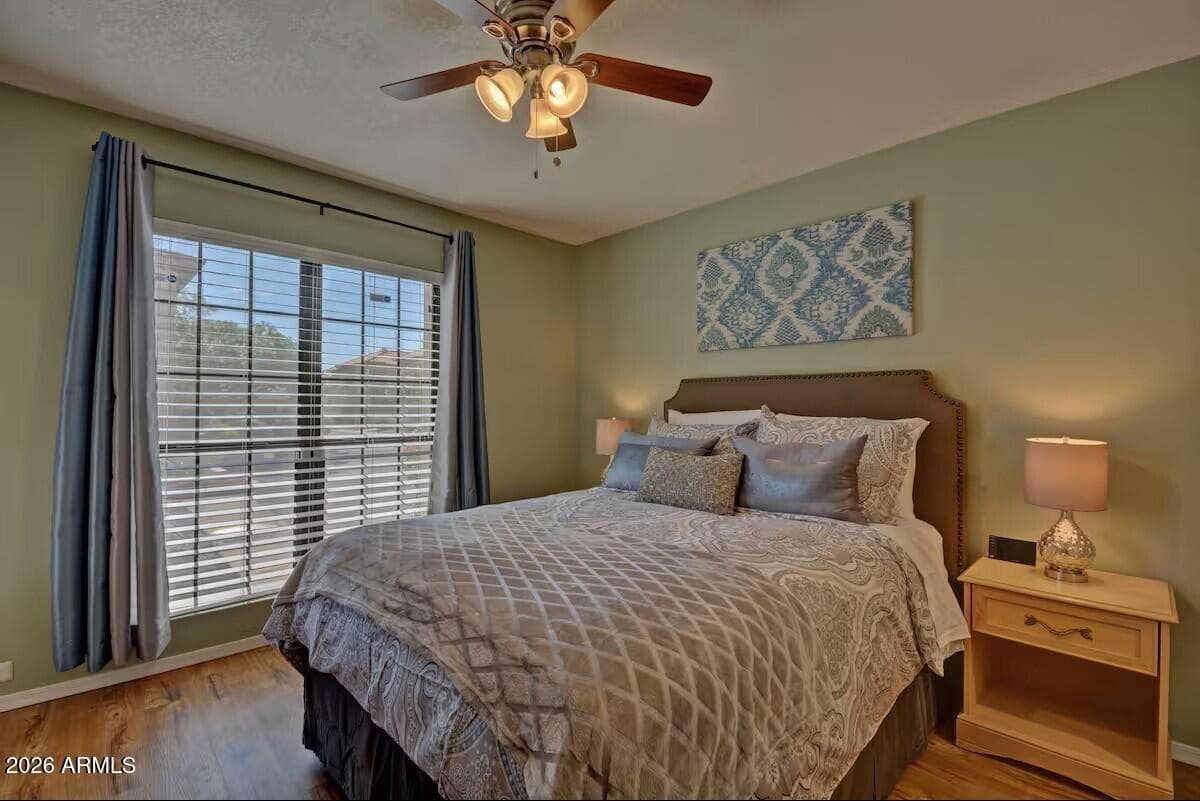 10410 N CAVE CREEK Road 1071, Phoenix, AZ 85020 — photo 17 of 43